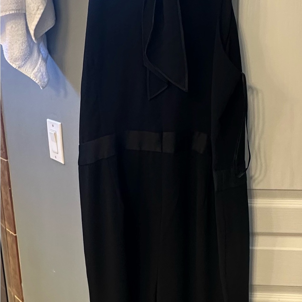 Elegant Black Sleeveless Jumpsuit